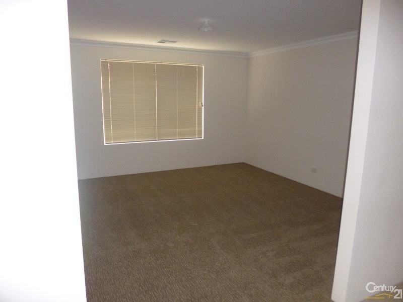 9 BELLAZARIO PROMENADE, Aveley WA 6069