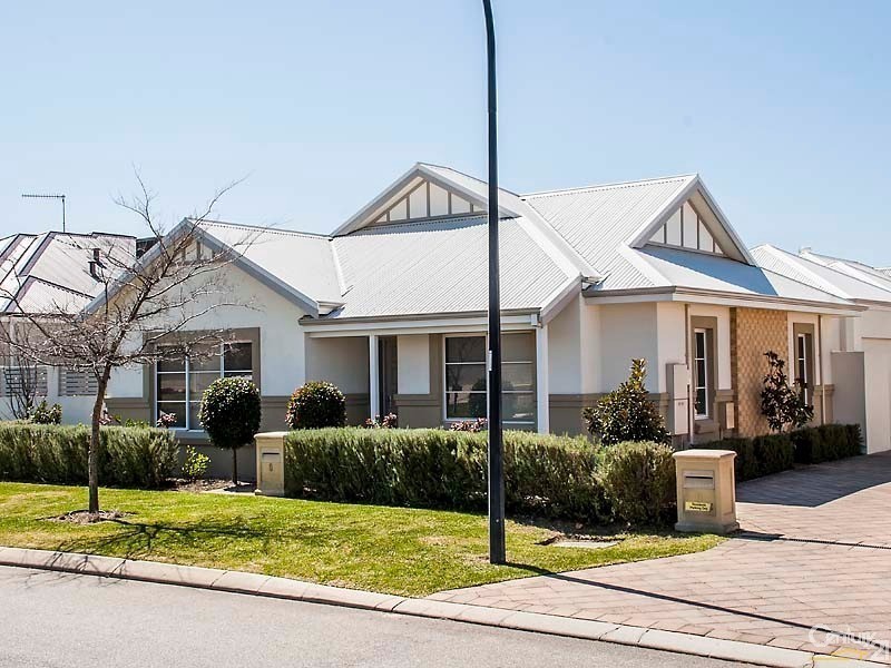 8 Opalite Way, Aveley WA 6069