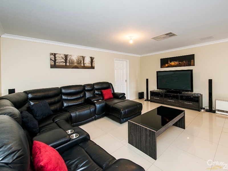 48 Coree Lane, Ellenbrook WA 6069