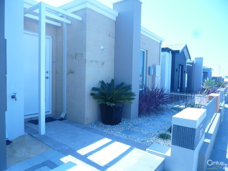 11 Kersley Avenue, Ellenbrook WA 6069