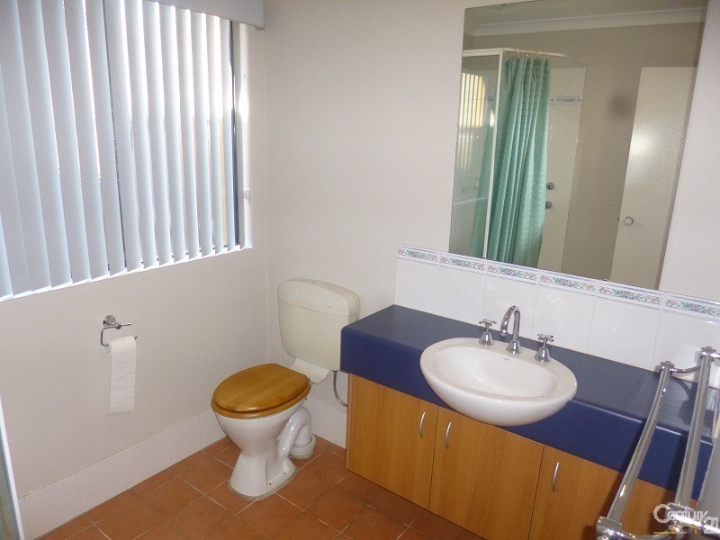 4 SIENA LANE, Ellenbrook WA 6069