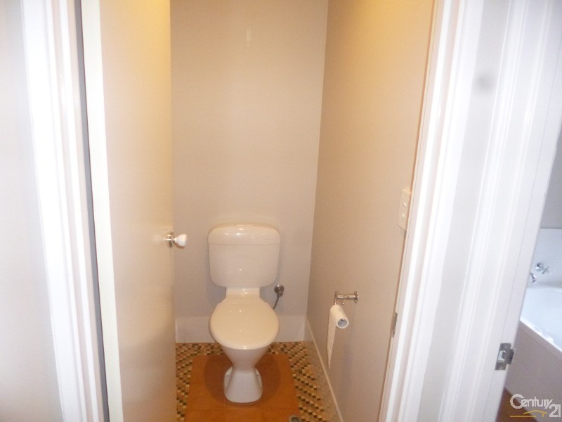 4 SIENA LANE, Ellenbrook WA 6069