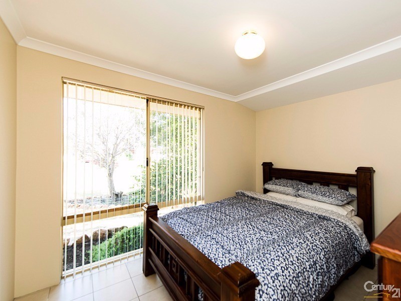 13 Gladstone Ave, Swan View WA 6056