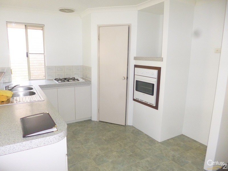 5 Angophora Ave, Ellenbrook WA 6069