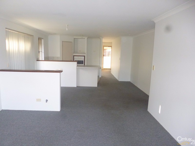 5 Angophora Ave, Ellenbrook WA 6069