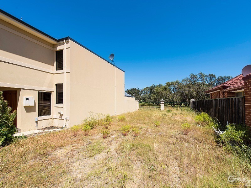 33 The Fairways, The Vines WA 6069