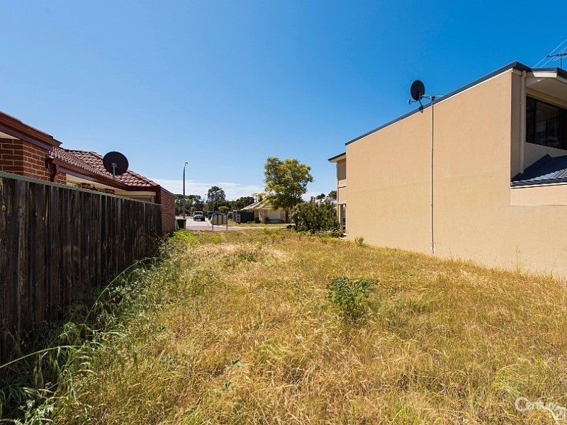 33 The Fairways, The Vines WA 6069