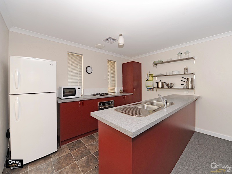 7 Heathland Terrace, Ellenbrook WA 6069