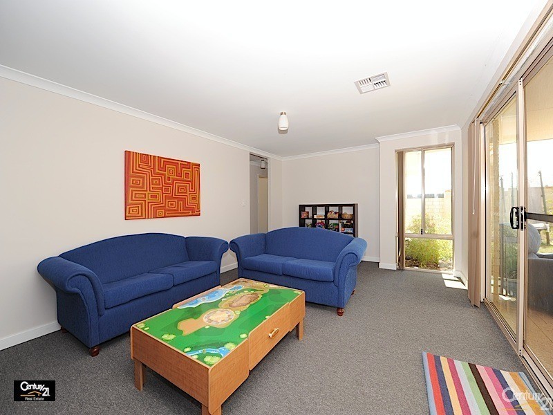 7 Heathland Terrace, Ellenbrook WA 6069