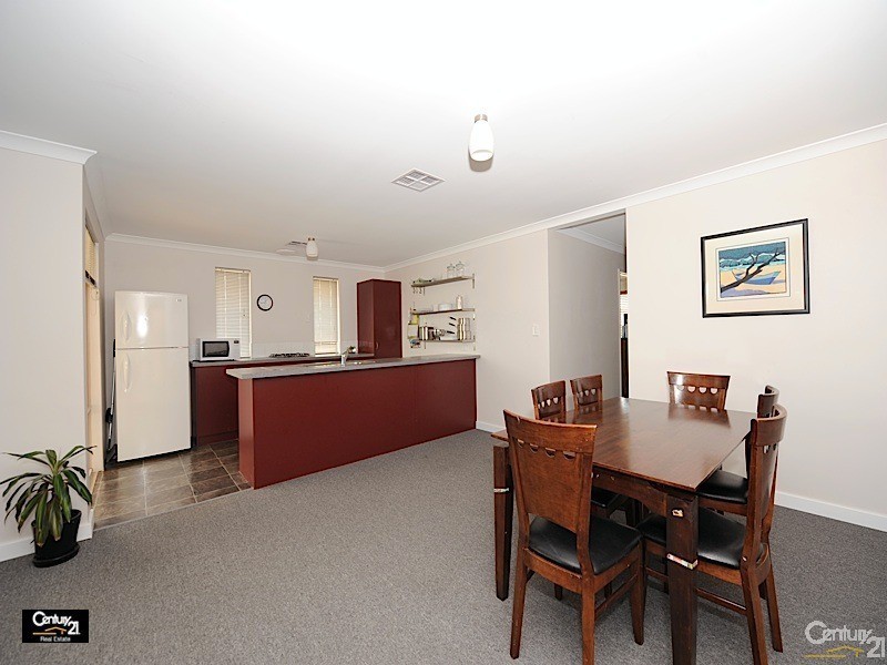 7 Heathland Terrace, Ellenbrook WA 6069