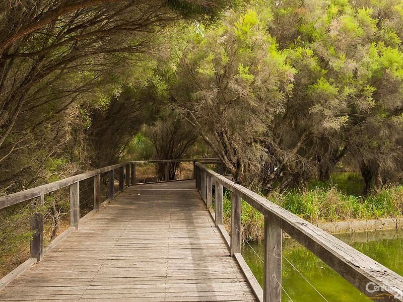 4  Lissadell Terrace, Ellenbrook WA 6069