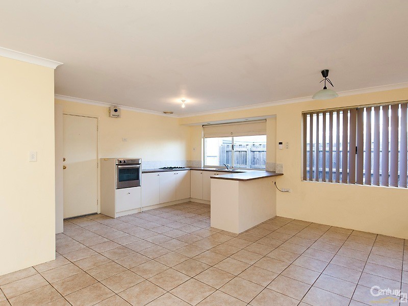 6 Karbar Pass, Ellenbrook WA 6069