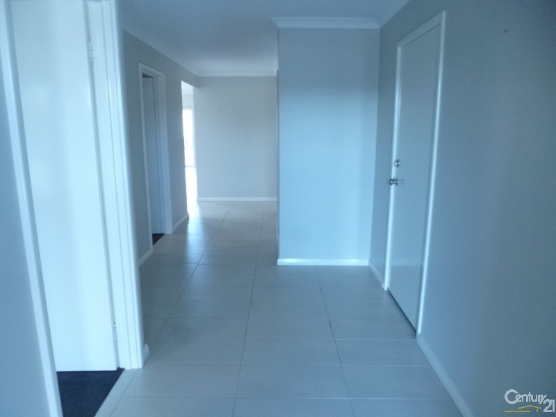 10 Verbana Drive, Aveley WA 6069