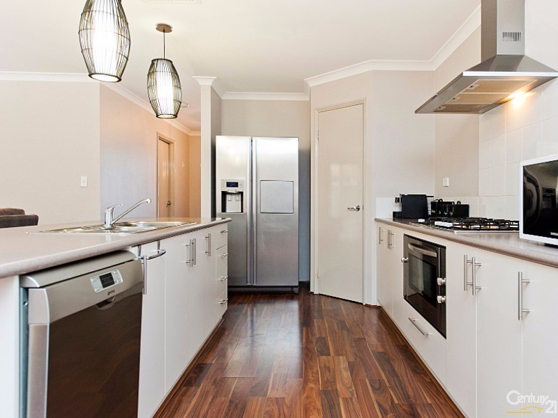 21 Delaney Road, Aveley WA 6069