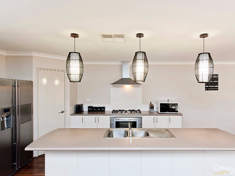 21 Delaney Road, Aveley WA 6069