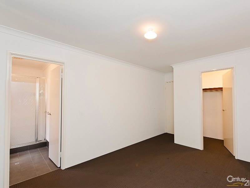 4/11 Hodnet Bend, The Vines WA 6069