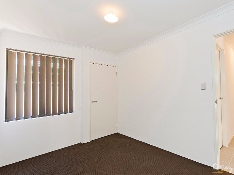 4/11 Hodnet Bend, The Vines WA 6069