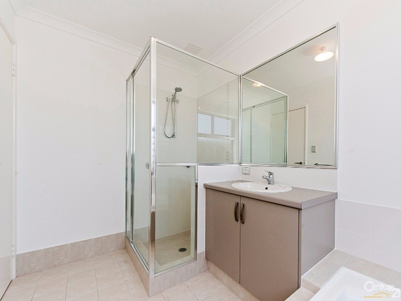 10/11 Hodnet Bend, The Vines WA 6069