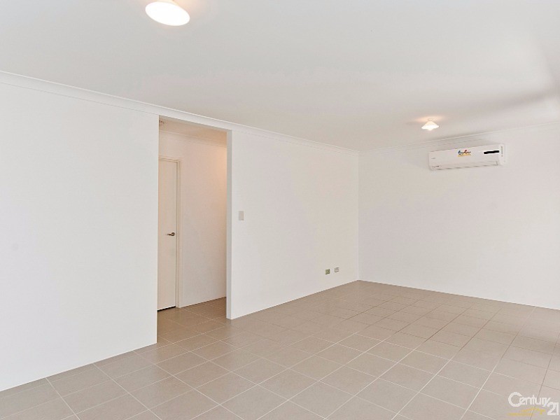 4/11 Hodnet Bend, The Vines WA 6069