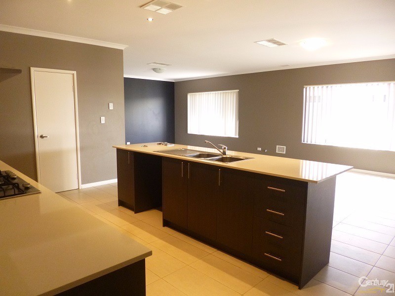 6 Verbana Street, Aveley WA 6069