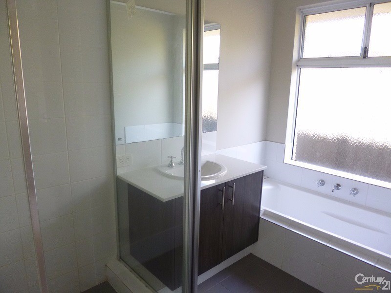 6 Verbana Street, Aveley WA 6069