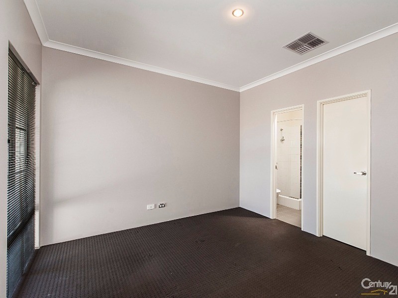 16 Minnie Lane, Ellenbrook WA 6069