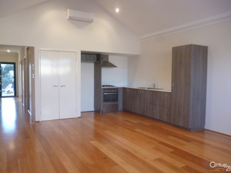 17 Riverland Drive Ellenbrook, Ellenbrook WA 6069
