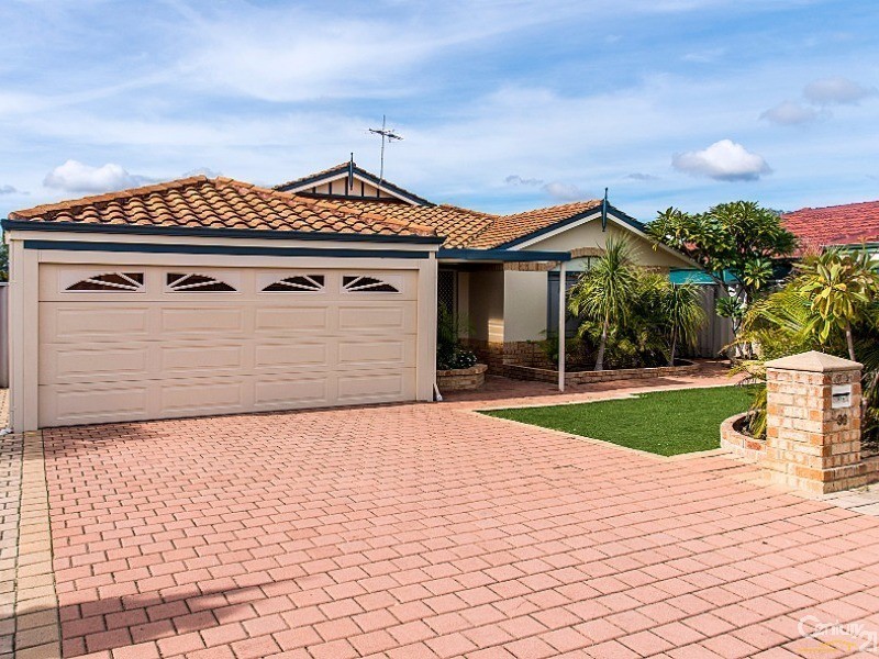 36 St Elias Place, Caversham WA 6055