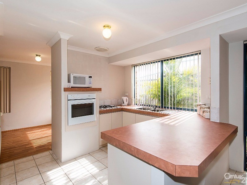 36 St Elias Place, Caversham WA 6055