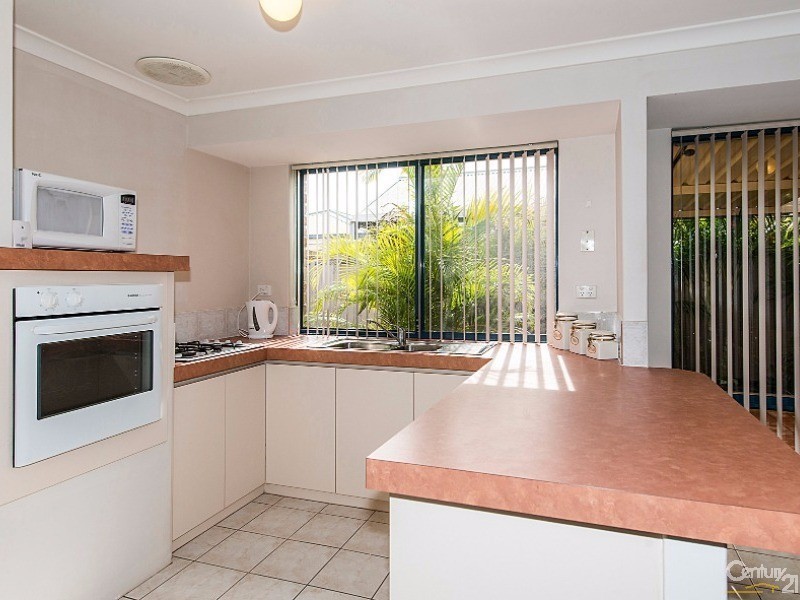 36 St Elias Place, Caversham WA 6055