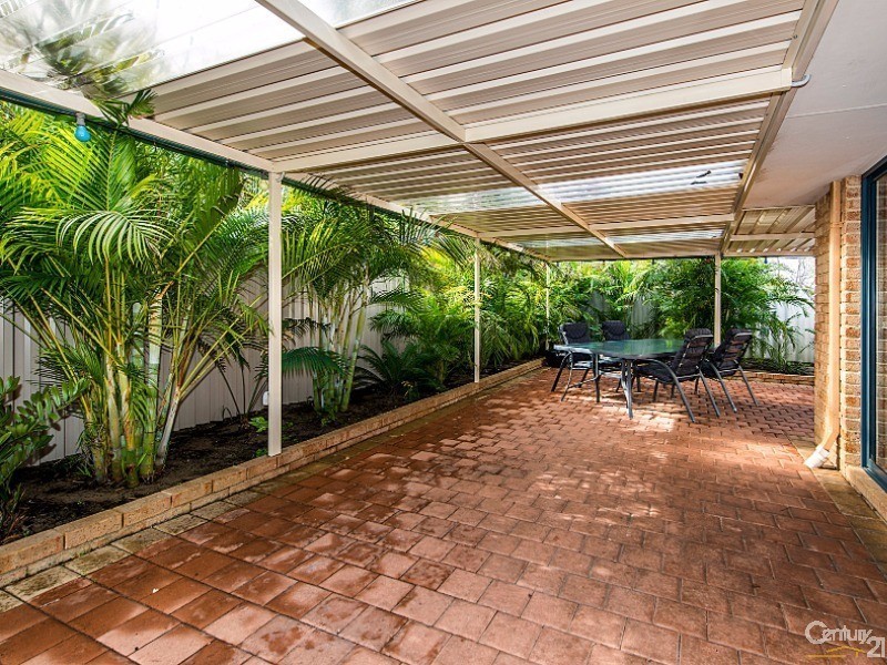 36 St Elias Place, Caversham WA 6055