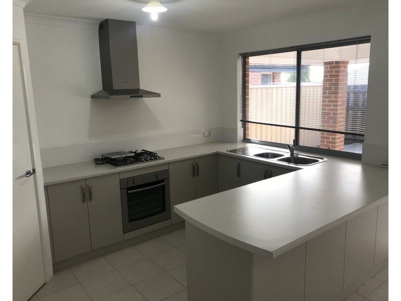 7/11 Hodnet Bend, The Vines WA 6069