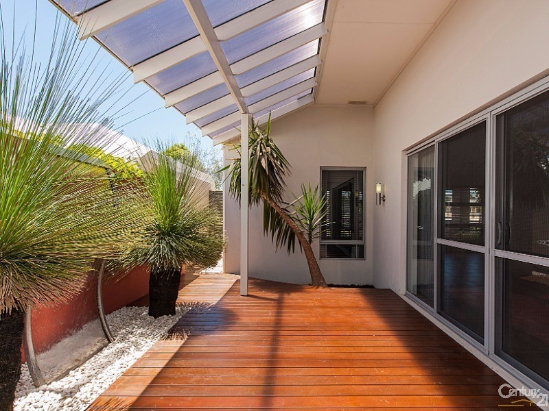 19 Bundaleer Ave, Ellenbrook WA 6069