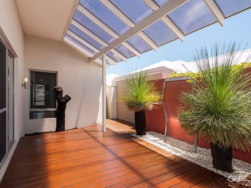 19 Bundaleer Ave, Ellenbrook WA 6069