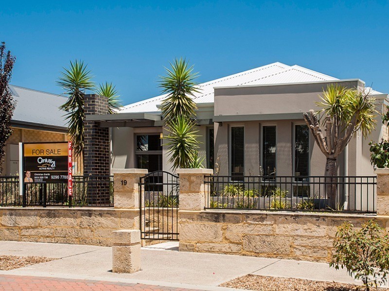 19 Bundaleer Ave, Ellenbrook WA 6069