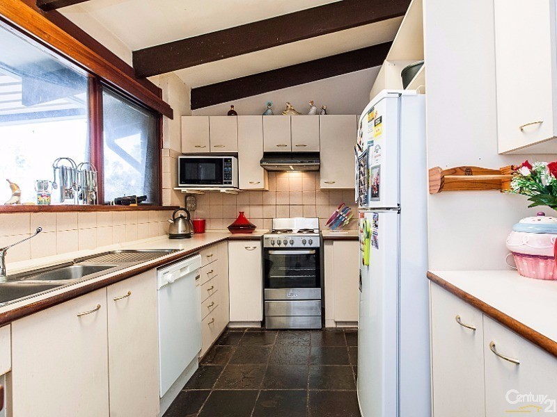 18 Robinson Road, Darlington WA 6070