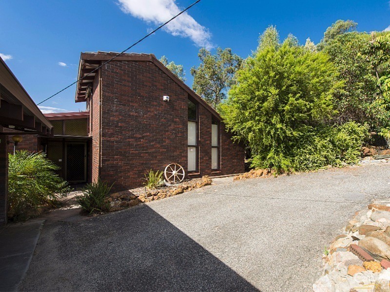 18 Robinson Road, Darlington WA 6070
