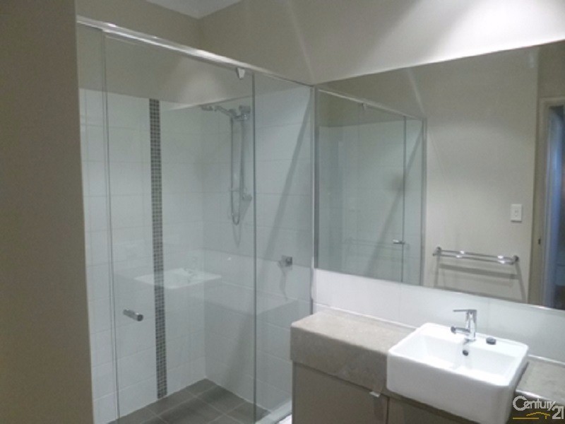 28 LAGO PROMENADE, Aveley WA 6069