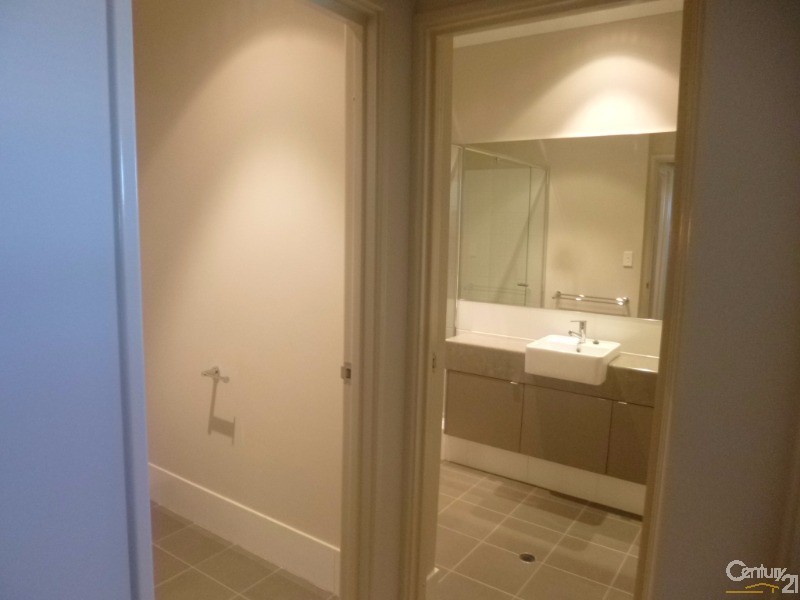 28 LAGO PROMENADE, Aveley WA 6069