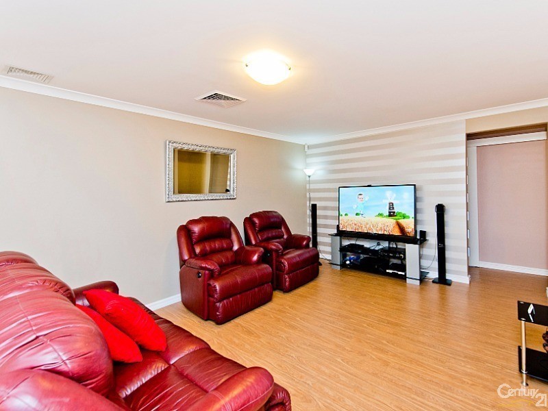 10 Blackwood Rise, Ellenbrook WA 6069