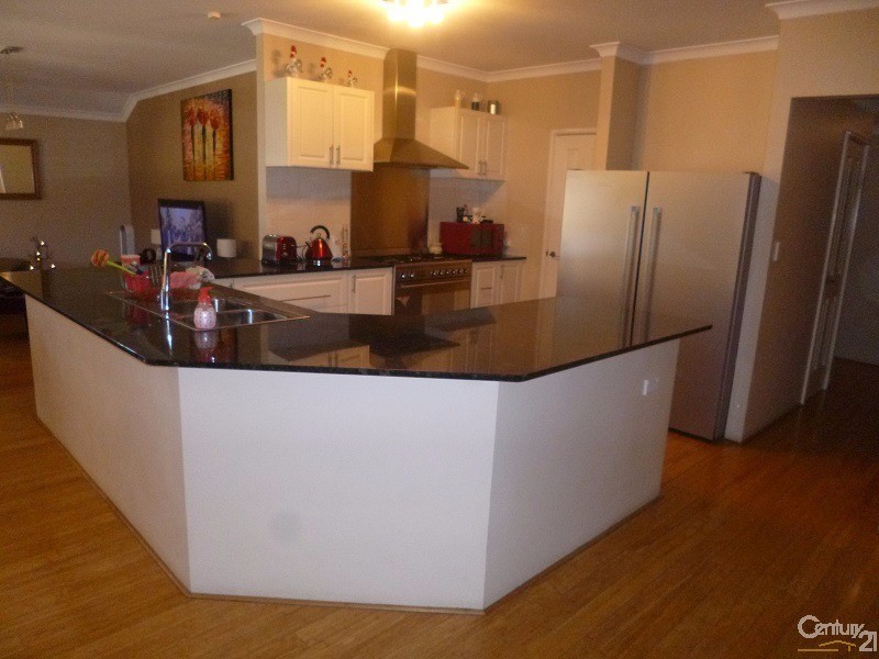 7 Lich Gate, Aveley WA 6069