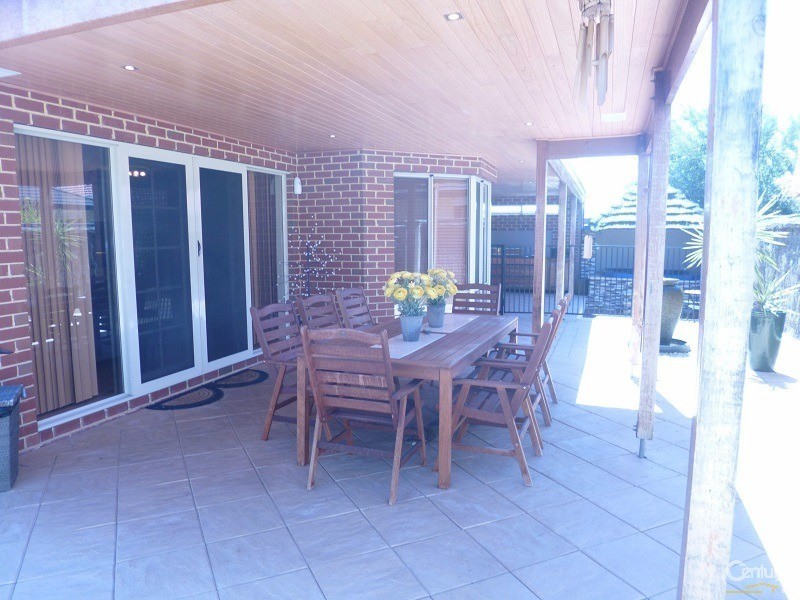 7 Lich Gate, Aveley WA 6069