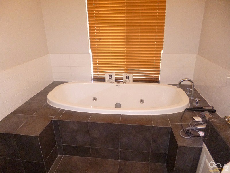 7 Lich Gate, Aveley WA 6069