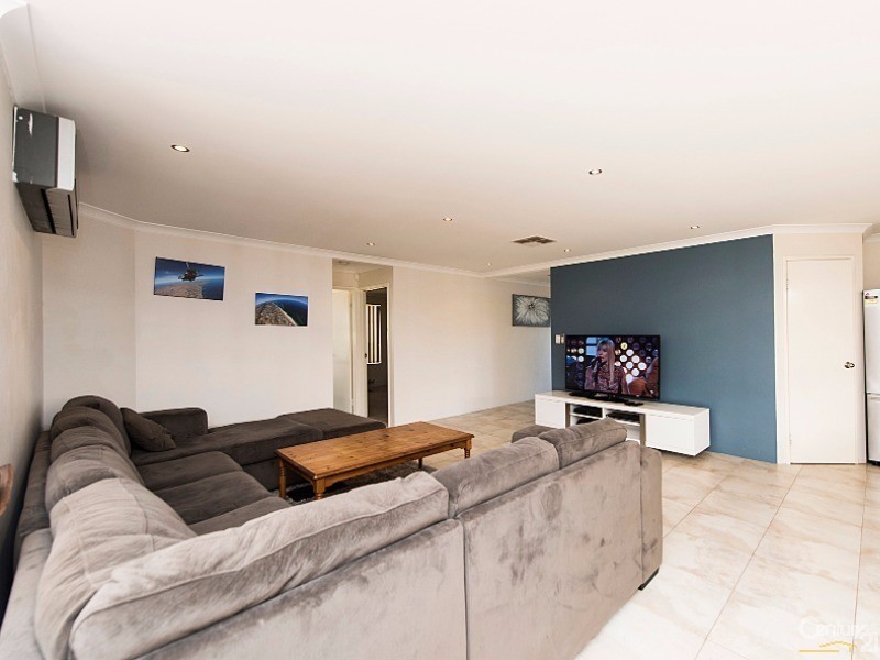 26 Coniston Drive, Ellenbrook WA 6069
