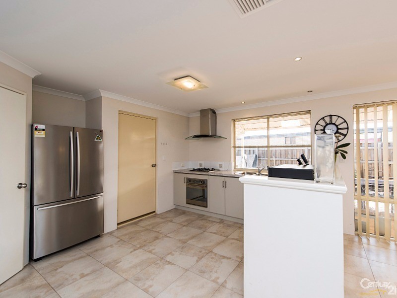 26 Coniston Drive, Ellenbrook WA 6069