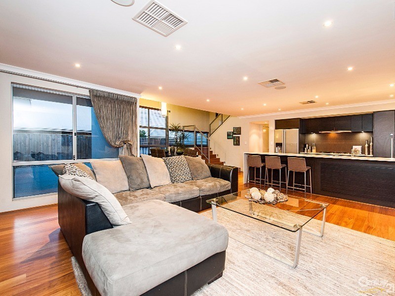 9 Adlington Way, Ellenbrook WA 6069