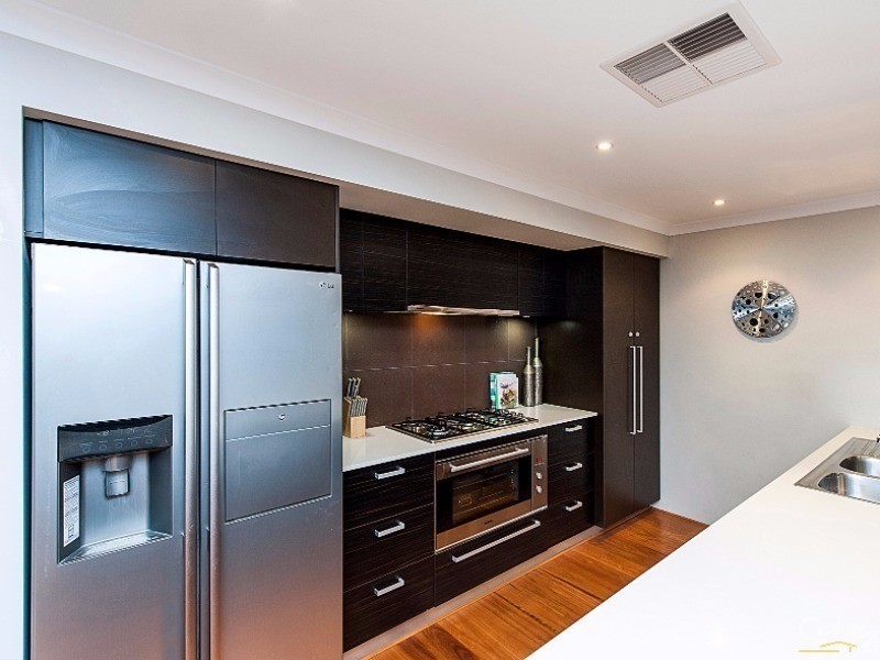 9 Adlington Way, Ellenbrook WA 6069