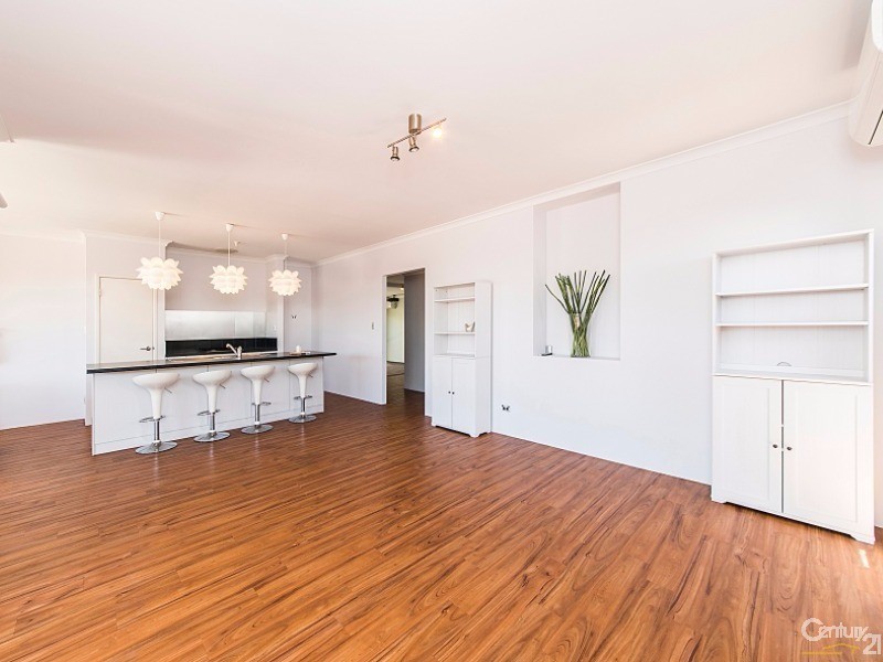 99 Lomas Cir, Ellenbrook WA 6069