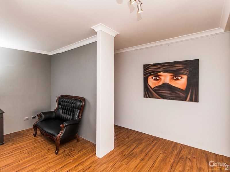 99 Lomas Cir, Ellenbrook WA 6069