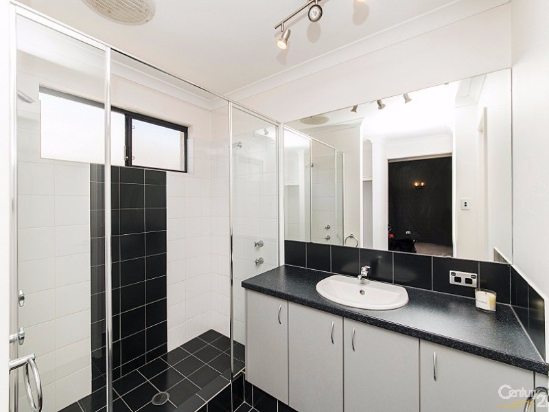 99 Lomas Cir, Ellenbrook WA 6069